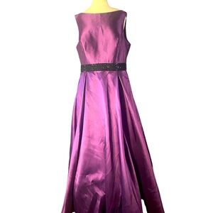 Madison James Royal Purple Wedding Dress Mother of the bride Brides Maid Size 22